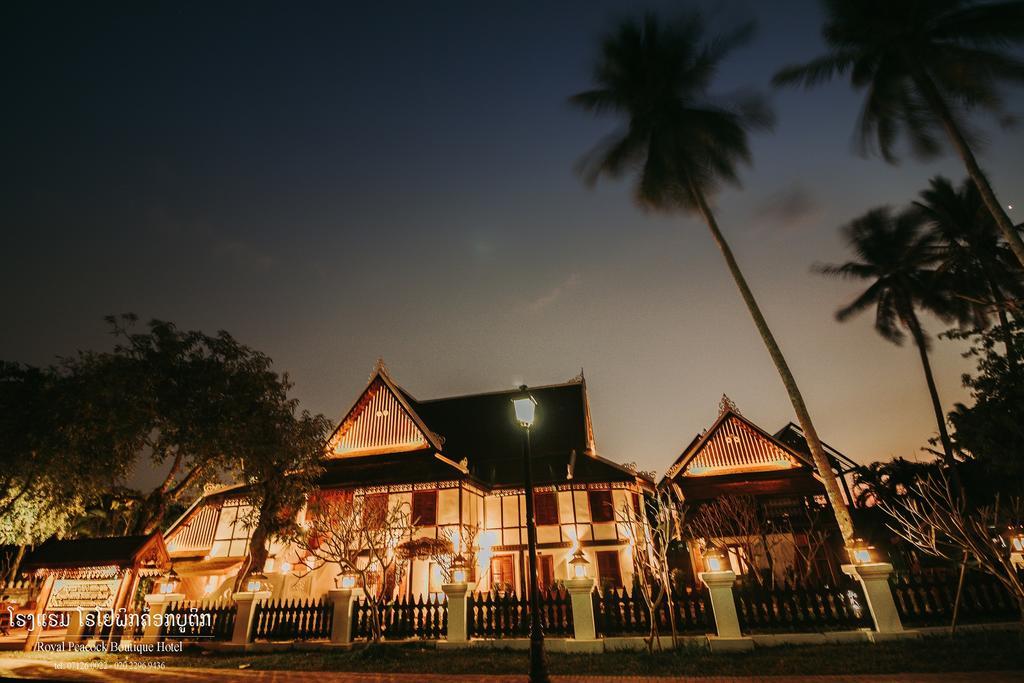Royal peacock Boutique Hotel Luang Prabang Extérieur photo
