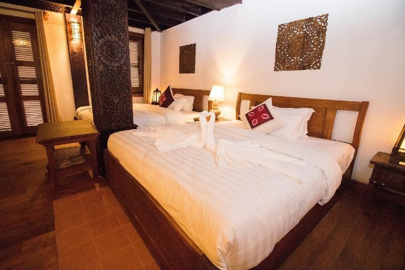 Royal peacock Boutique Hotel Luang Prabang Extérieur photo